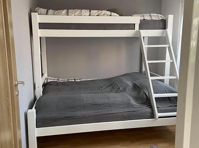 Semesterbostad Prazdninovy Domecek Zlamanka *